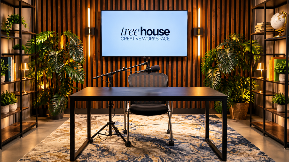A versatile one-person setup for product showcases, presentations, training, and speaking directly to your audience.